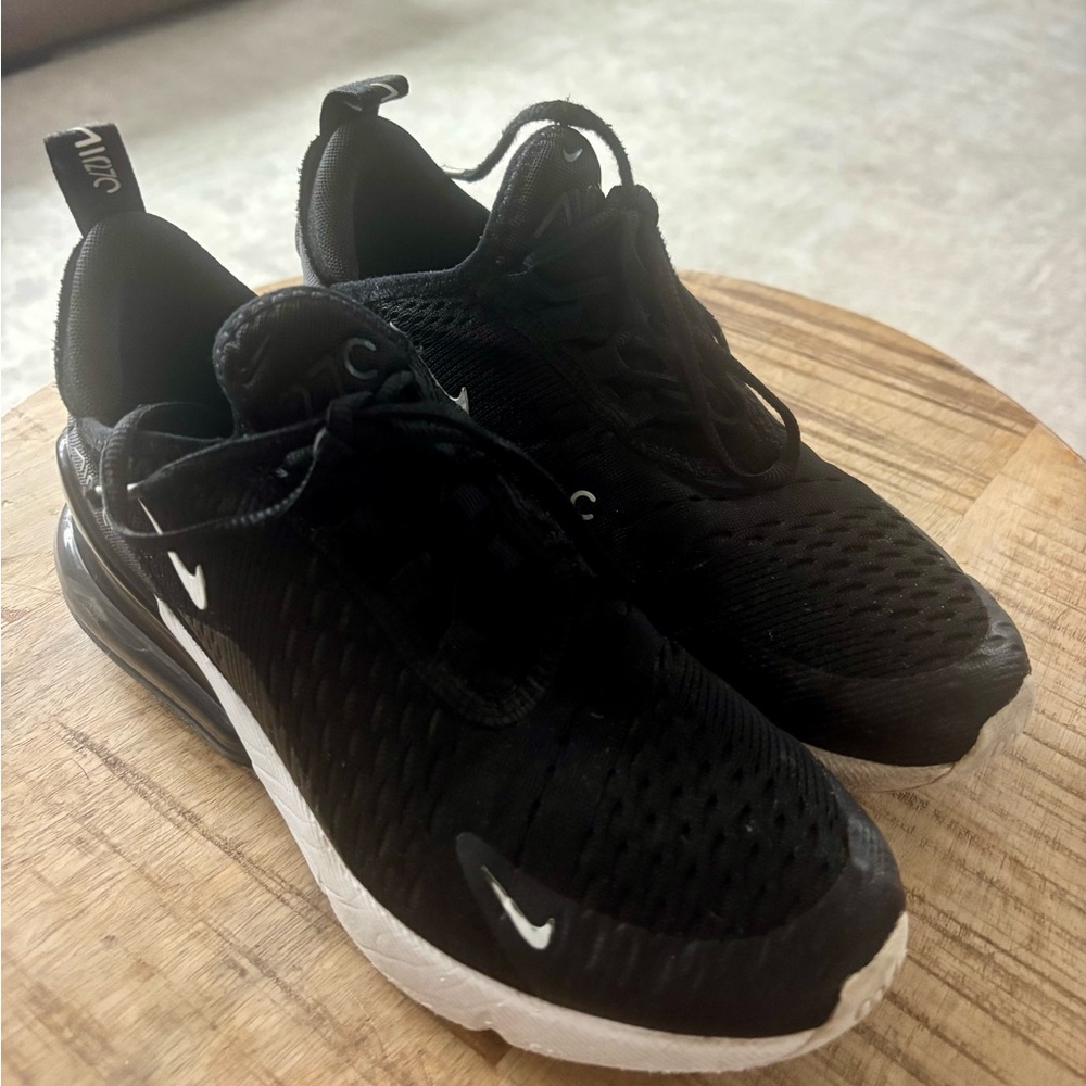 Nike Kids Sneakers Black and White size 4.5